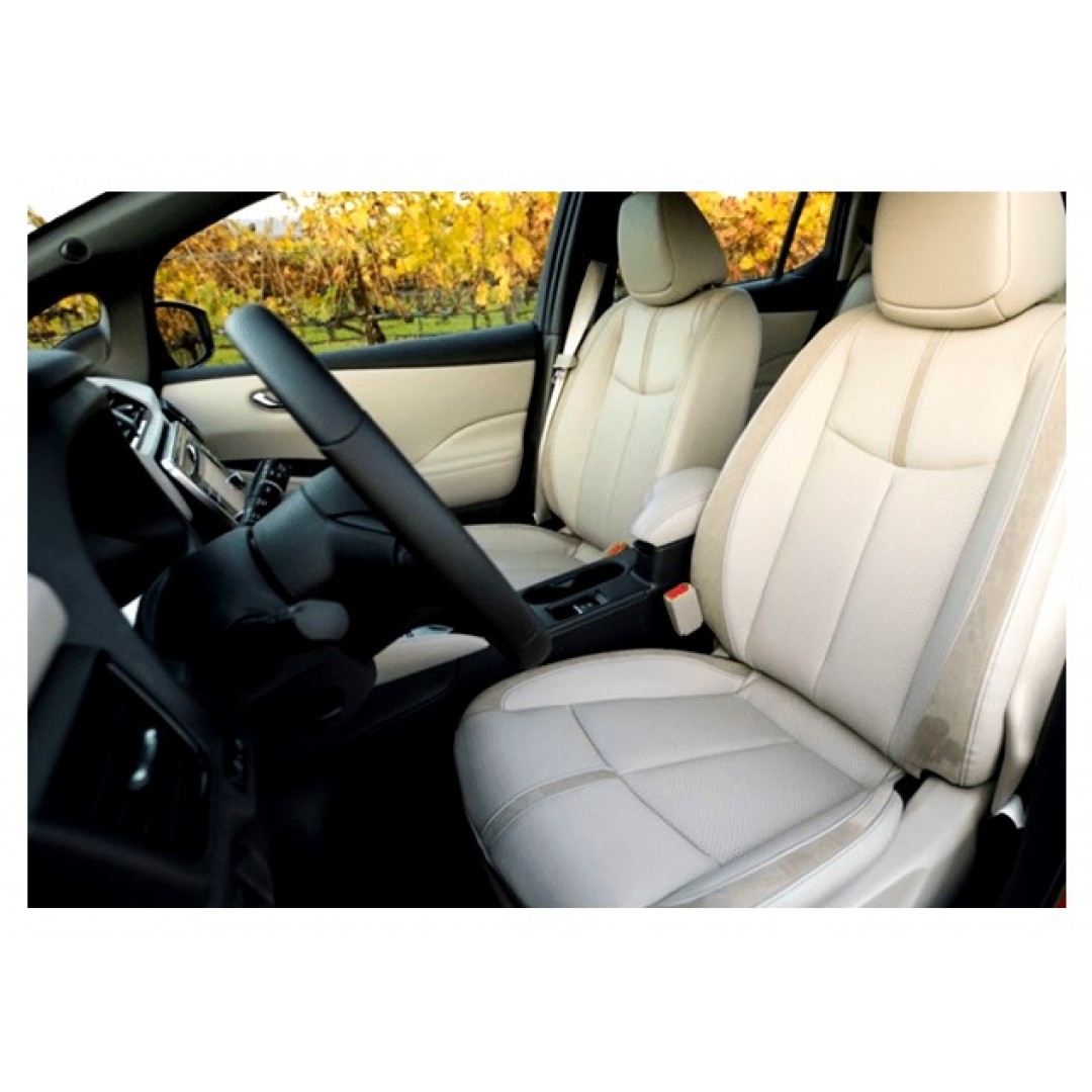 NISSAN LEAF  5 SEATER  SE...